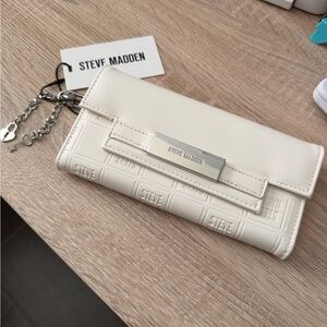 Steve Madden Cream Embossed Wallet